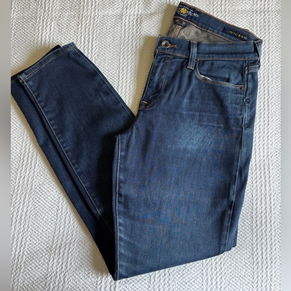 Women's Lucky Brand “Sophia Skinny”Jeans size 10/30 Ankle like new